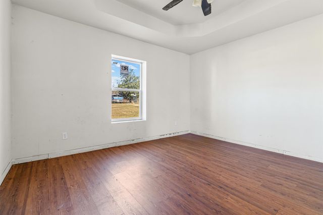 222 Pope BND N, Cedar Creek, TX 78612