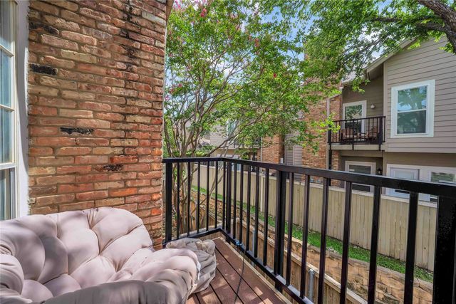 8518 Coppertowne Lane, Dallas, TX 75243