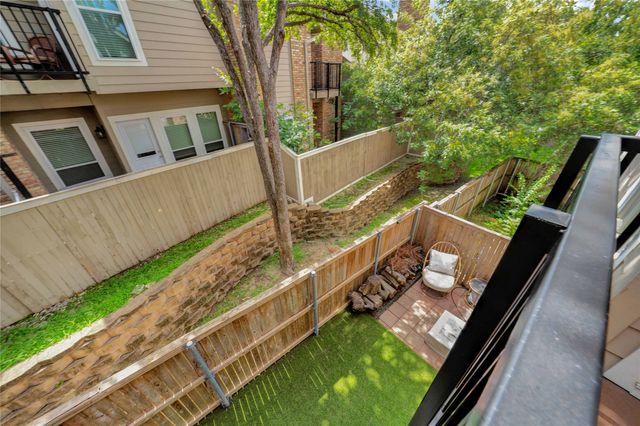 8518 Coppertowne Lane, Dallas, TX 75243