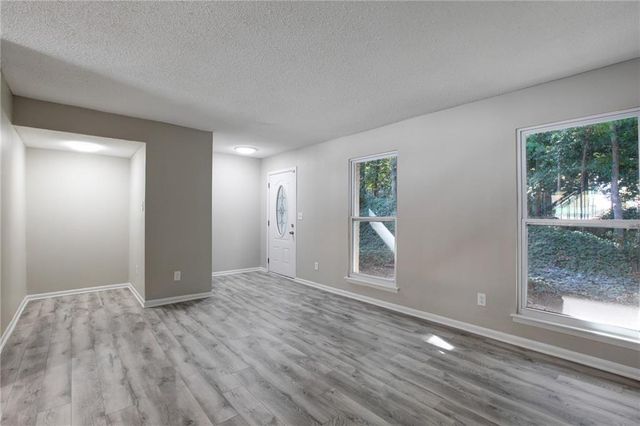 7325 Cardigan Circle, Atlanta, GA 30328