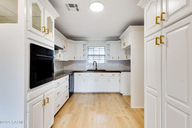 532 Delahoussaye Street, Church Point, LA 70525