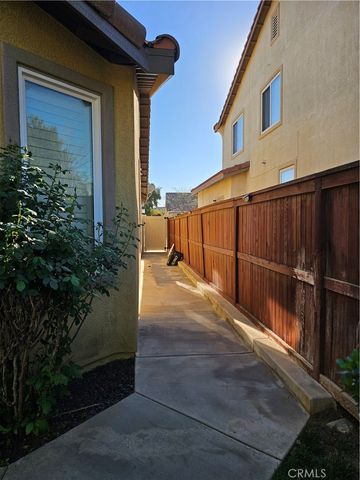 1034 Queen Annes, Beaumont, CA 92223