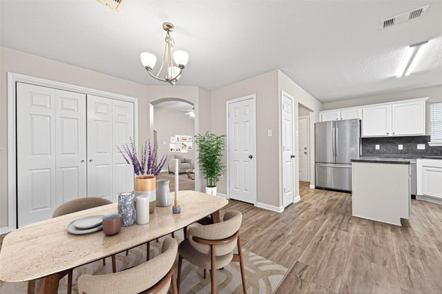 987 Oak Glen Drive, Conroe, TX 77378