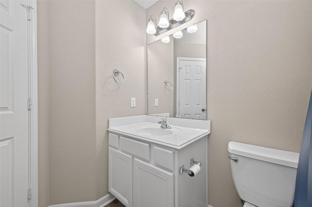 987 Oak Glen Drive, Conroe, TX 77378