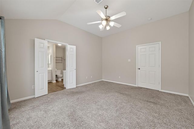 987 Oak Glen Drive, Conroe, TX 77378