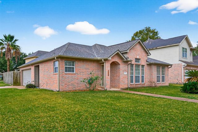 987 Oak Glen Drive, Conroe, TX 77378