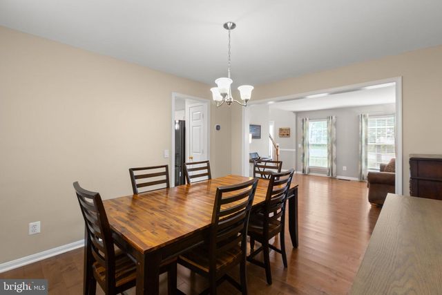 3 YORK CT, Stafford, VA 22554