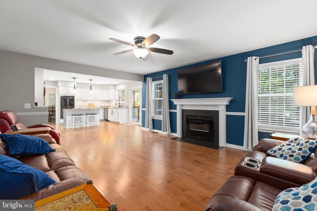 3 YORK CT, Stafford, VA 22554