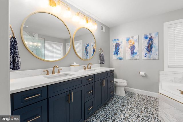 3 YORK CT, Stafford, VA 22554