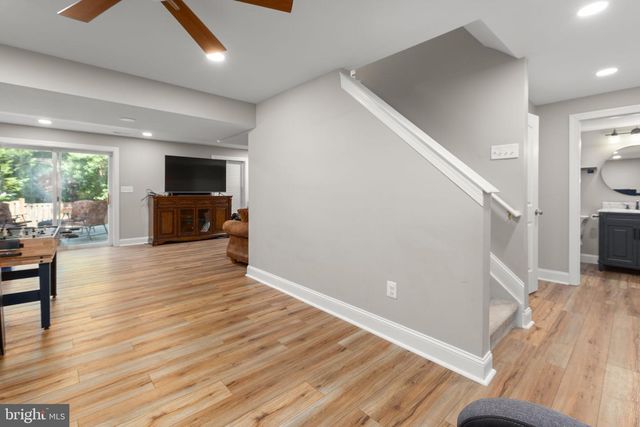 3 YORK CT, Stafford, VA 22554