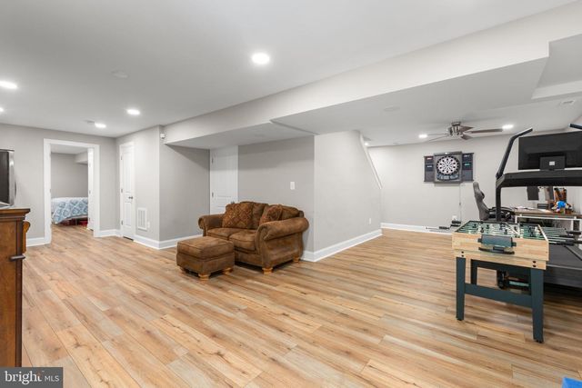 3 YORK CT, Stafford, VA 22554