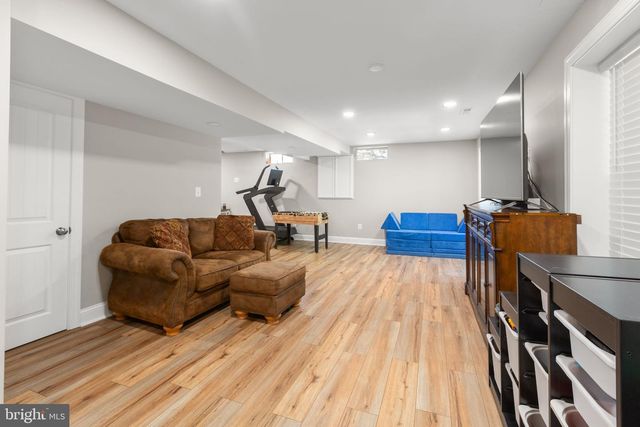 3 YORK CT, Stafford, VA 22554