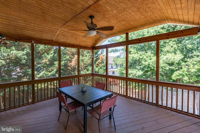 3 YORK CT, Stafford, VA 22554