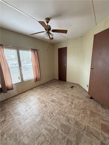 1708 Sammy Henderron St, Rockport, TX 78382