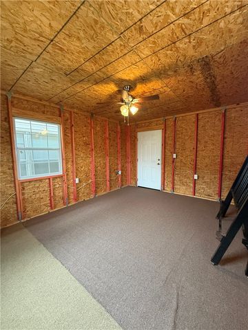 1708 Sammy Henderron St, Rockport, TX 78382