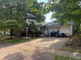 820 Campion Lane, Florissant, MO 63031