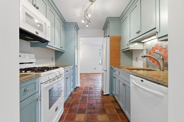 235 Seaward Bend UNIT 235, Falmouth, MA 02540