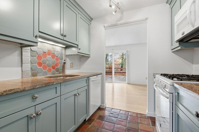 235 Seaward Bend UNIT 235, Falmouth, MA 02540