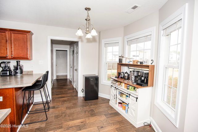 410 Stagecoach Drive, Jacksonville, NC 28546