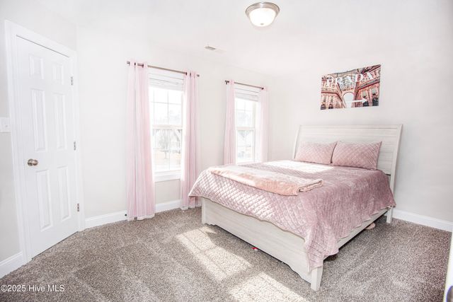 410 Stagecoach Drive, Jacksonville, NC 28546