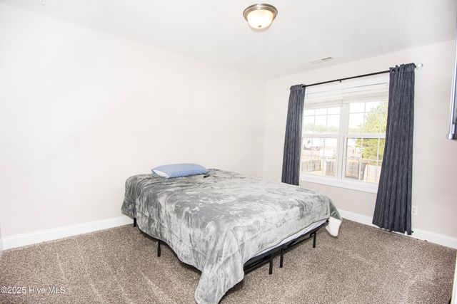 410 Stagecoach Drive, Jacksonville, NC 28546