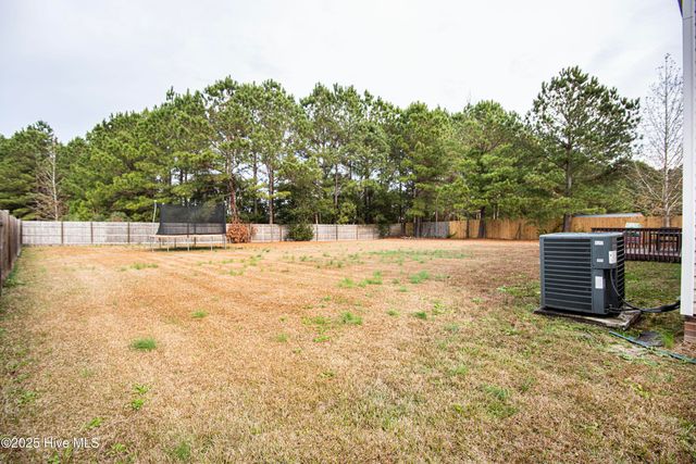 410 Stagecoach Drive, Jacksonville, NC 28546