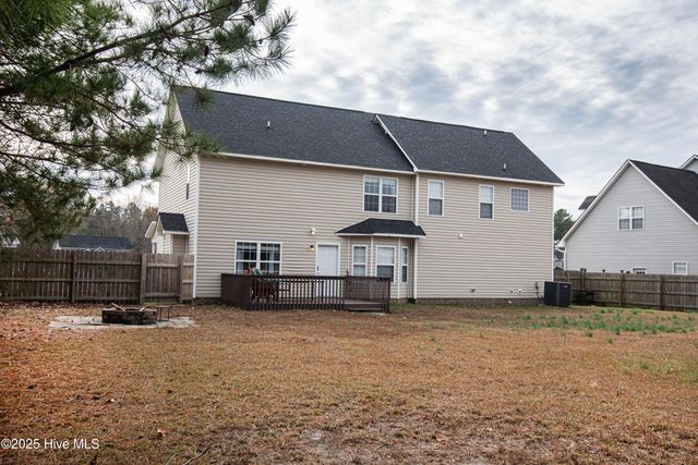 410 Stagecoach Drive, Jacksonville, NC 28546