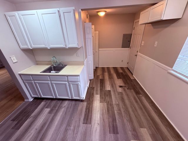 24823 Wilmot Avenue, Eastpointe City, MI 48021