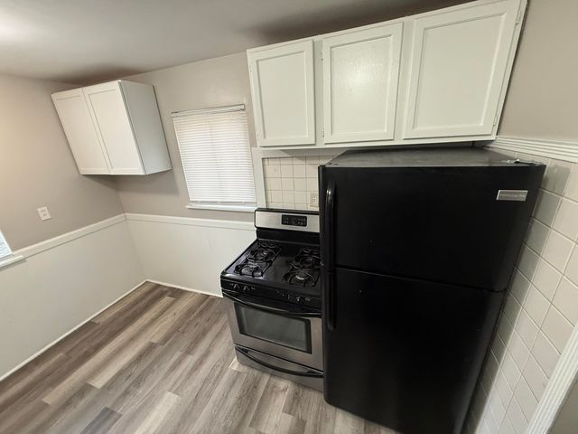 24823 Wilmot Avenue, Eastpointe City, MI 48021