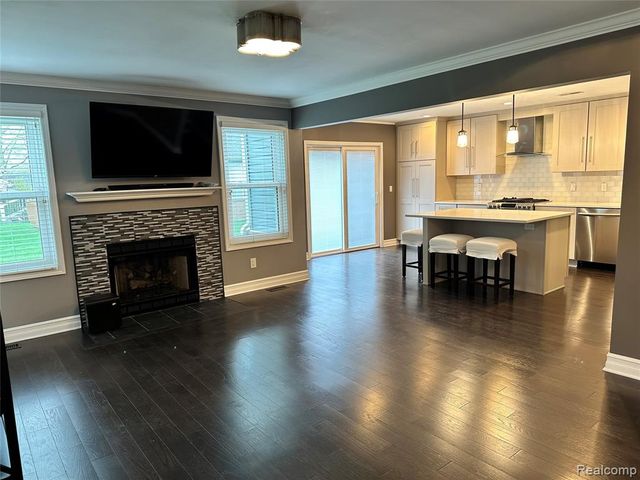 18924 Melvin Avenue, Livonia, MI 48152