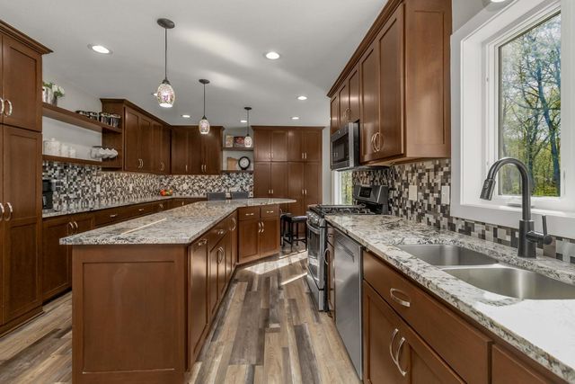 1100 Lonsdale Boulevard W, Northfield, MN 55057