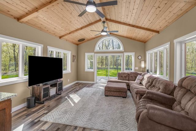 1100 Lonsdale Boulevard W, Northfield, MN 55057