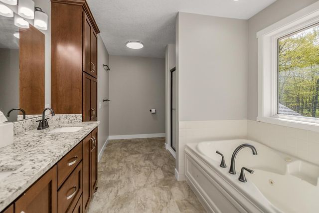 1100 Lonsdale Boulevard W, Northfield, MN 55057