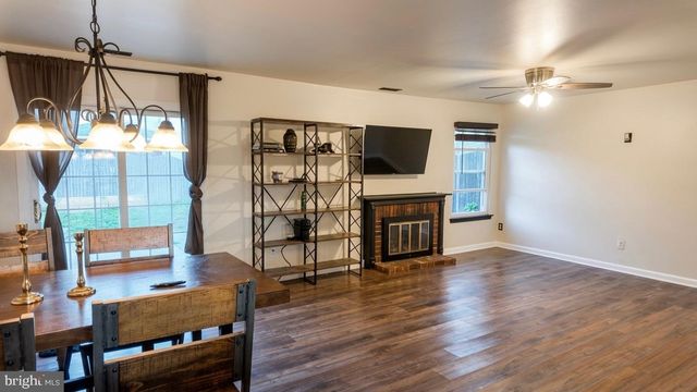 113 FOMALHAUT AVE, Sewell, NJ 08080