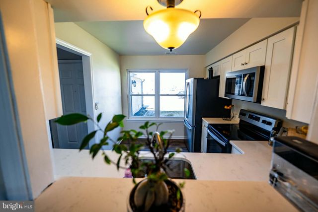 113 FOMALHAUT AVE, Sewell, NJ 08080