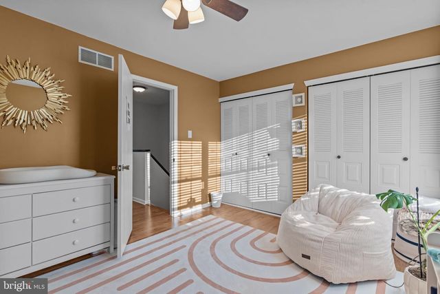 7 LAUREL CT, Hamilton, NJ 08690