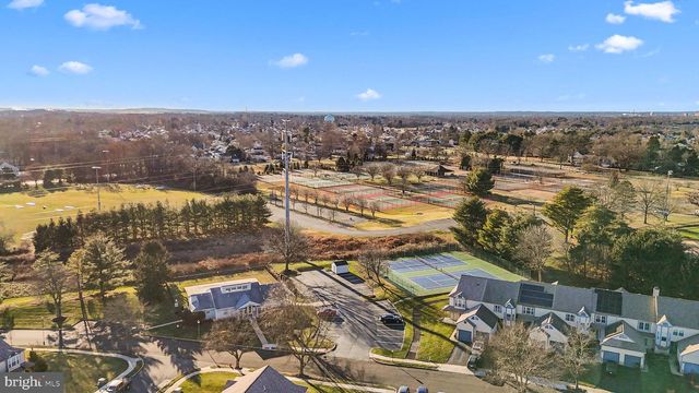 7 LAUREL CT, Hamilton, NJ 08690