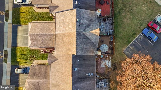 7 LAUREL CT, Hamilton, NJ 08690