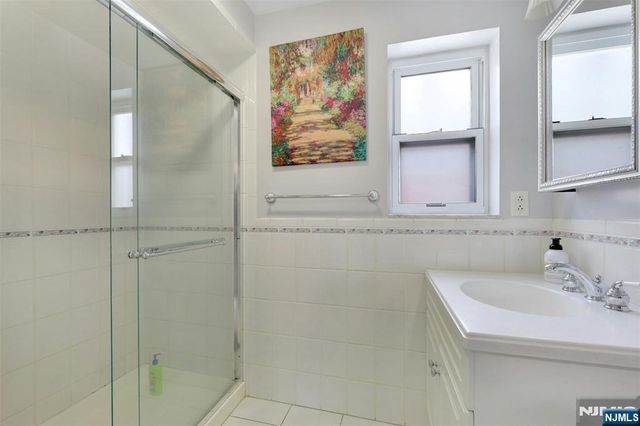 119 Sussex Road, Bergenfield, NJ 07621