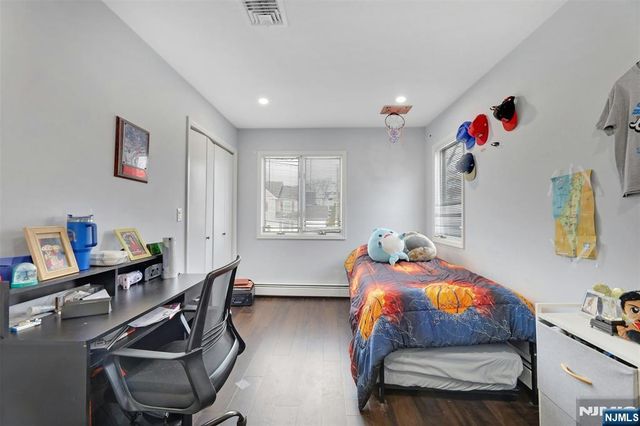 119 Sussex Road, Bergenfield, NJ 07621