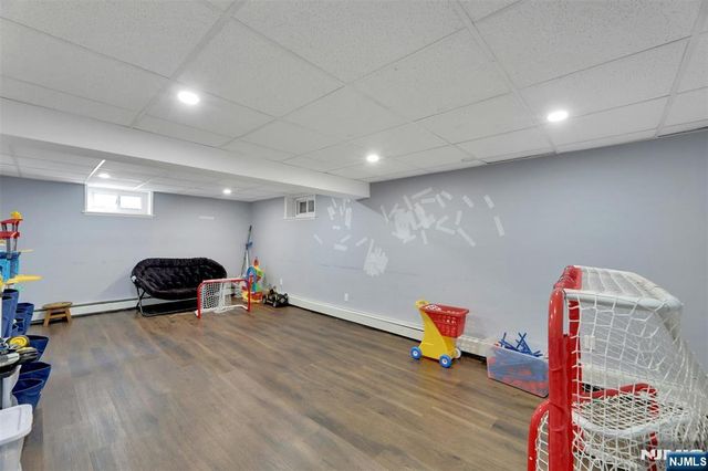 119 Sussex Road, Bergenfield, NJ 07621