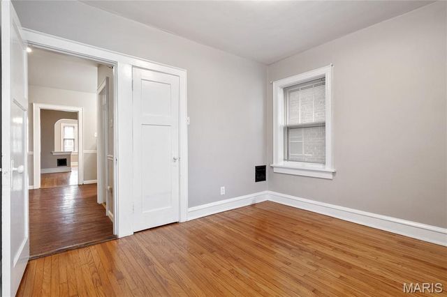 4950 Winona Avenue, St Louis, MO 63109