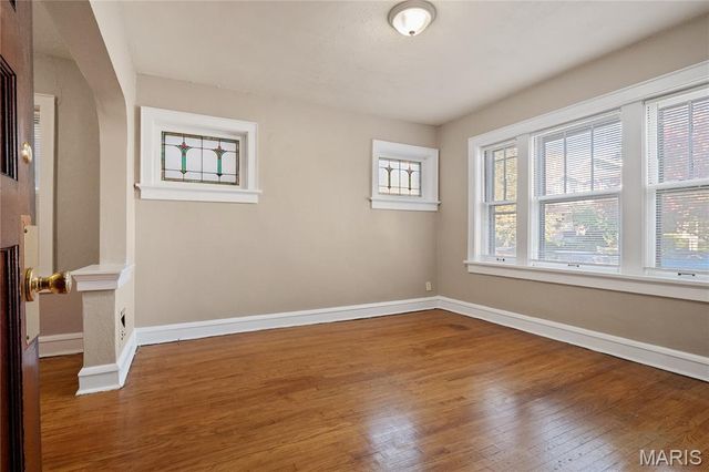 4950 Winona Avenue, St Louis, MO 63109