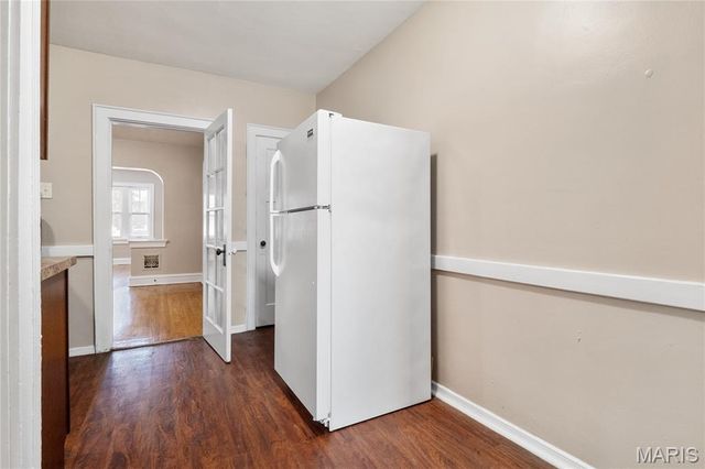 4950 Winona Avenue, St Louis, MO 63109