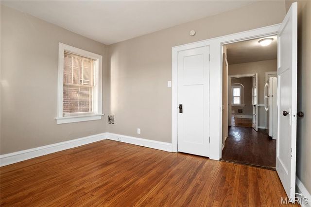 4950 Winona Avenue, St Louis, MO 63109