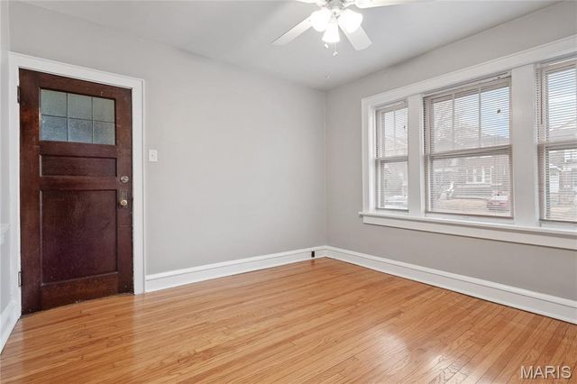 4950 Winona Avenue, St Louis, MO 63109