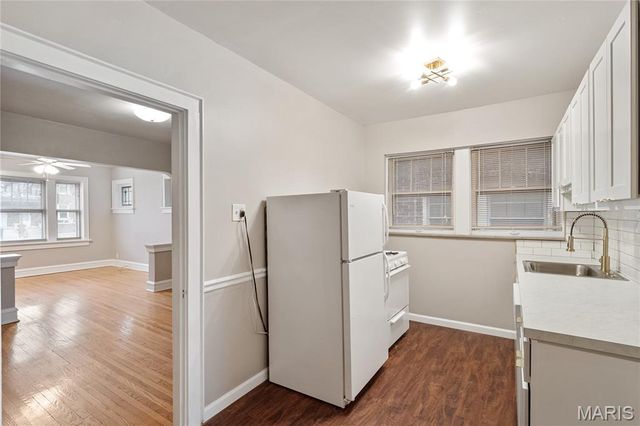 4950 Winona Avenue, St Louis, MO 63109