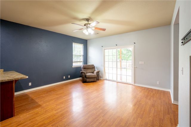 1405 S 5th Street, Rogers, AR 72756