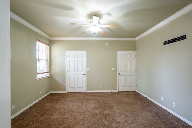 1405 S 5th Street, Rogers, AR 72756