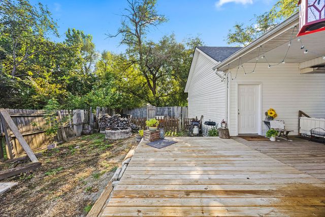 1405 S 5th Street, Rogers, AR 72756